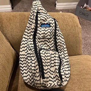 kavu with 5 pockets